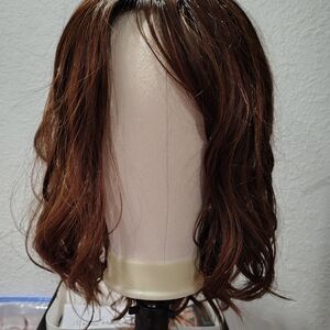 Elegant Chestnut Brown Wavy Hair Wig